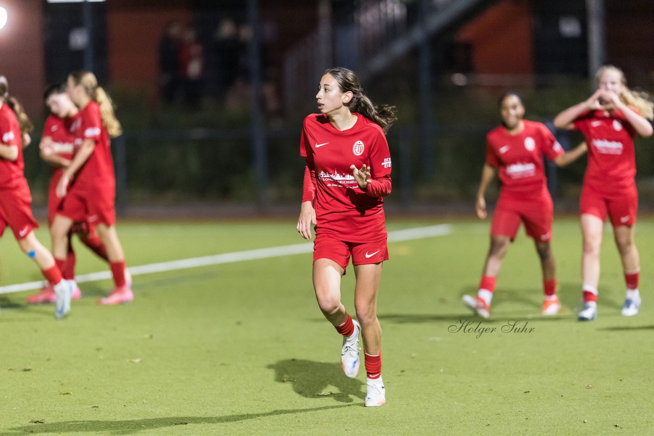 Bild 418 - wBJ Eimsbuettler TV - Hamburger SV : Ergebnis: 1:2